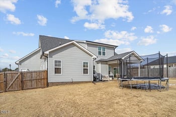 49 Buckhaven Ct, Holly Springs, NC 27540