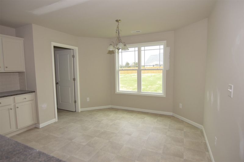 49 Cornfield Ln, Benson, NC 27504