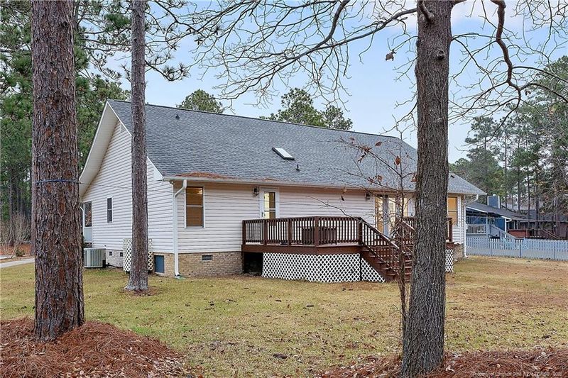 49 Pebble Beach, Sanford, NC 27332