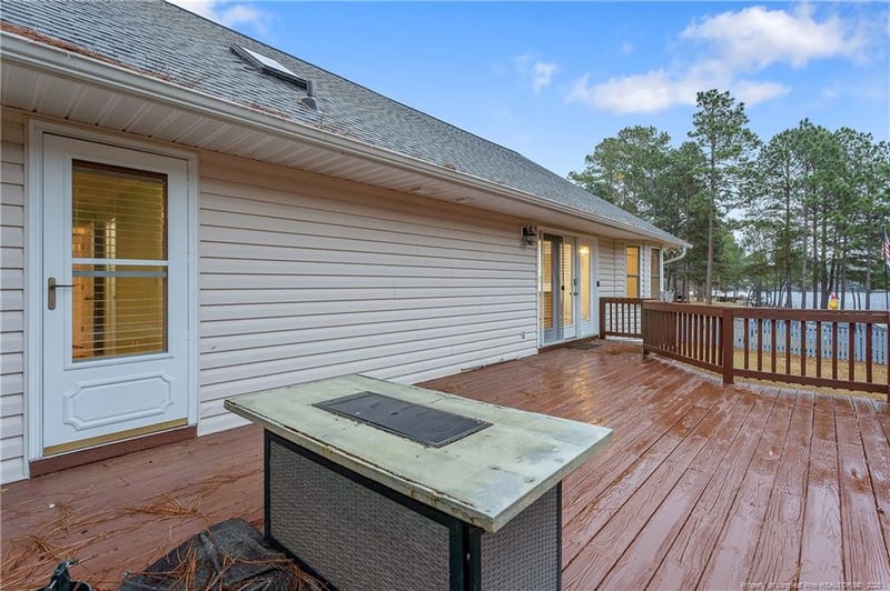 49 Pebble Beach, Sanford, NC 27332