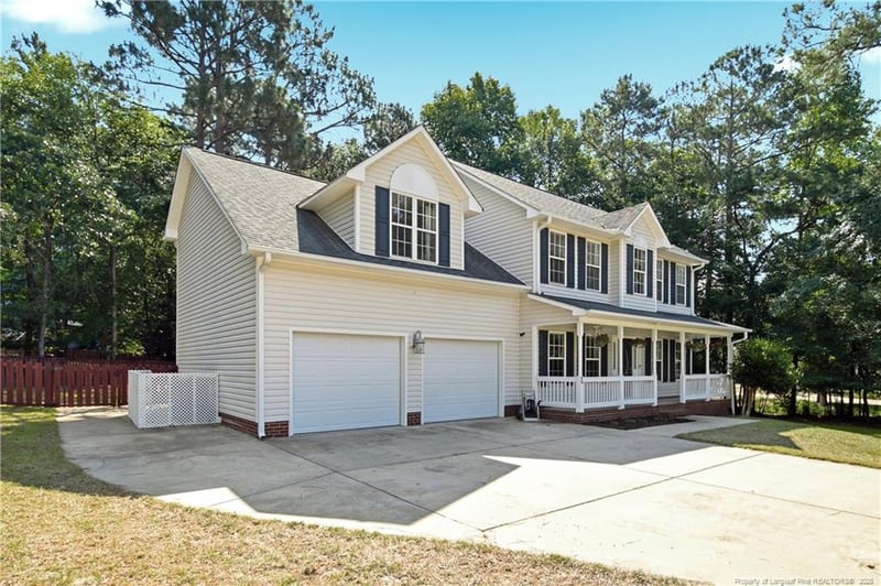 49 Ravens Wood Cir, Sanford, NC 27332
