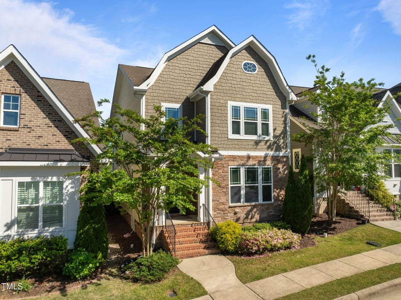 49 Salt Cedar Ln, Chapel Hill, NC 27516
