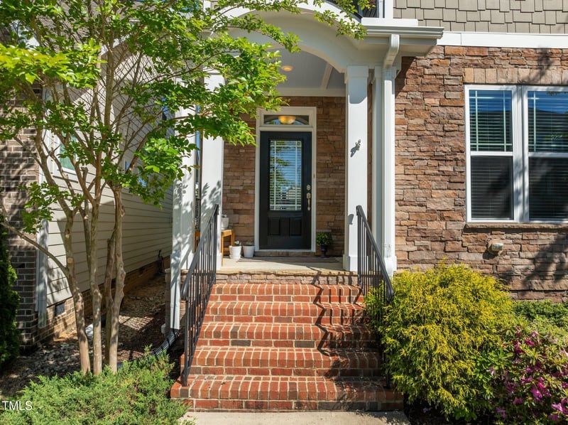 49 Salt Cedar Ln, Chapel Hill, NC 27516