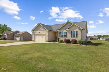 49 Sentinel Ct, Smithfield, NC 27577
