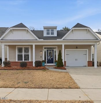 49 Tuscarora Ln, Clayton, NC 27520