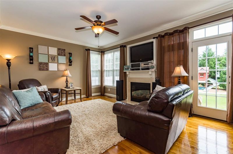 49 Wembury Dr, Clayton, NC 27527