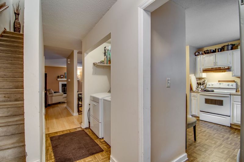 49 Willow Bridge Dr, Durham, NC 27707