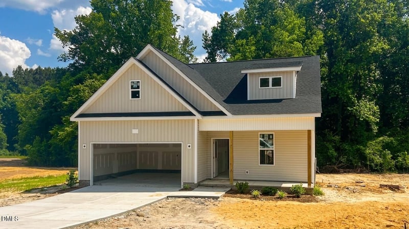 49 Zambezi Ct, Zebulon, NC 27597