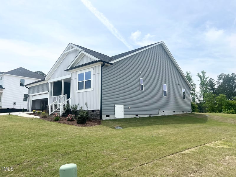 490 Barbour Farm Ln, Four Oaks, NC 27524