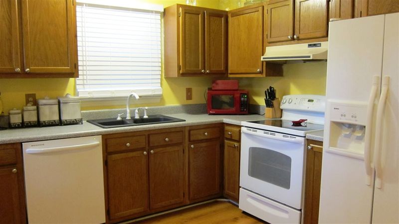 490 Circle Dr, Angier, NC 27501