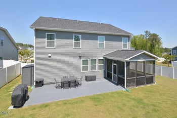 490 Mallard Loop Dr, Clayton, NC 27527