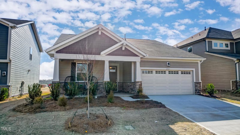 490 Providence Creek Dr, Fuquay Varina, NC 27526