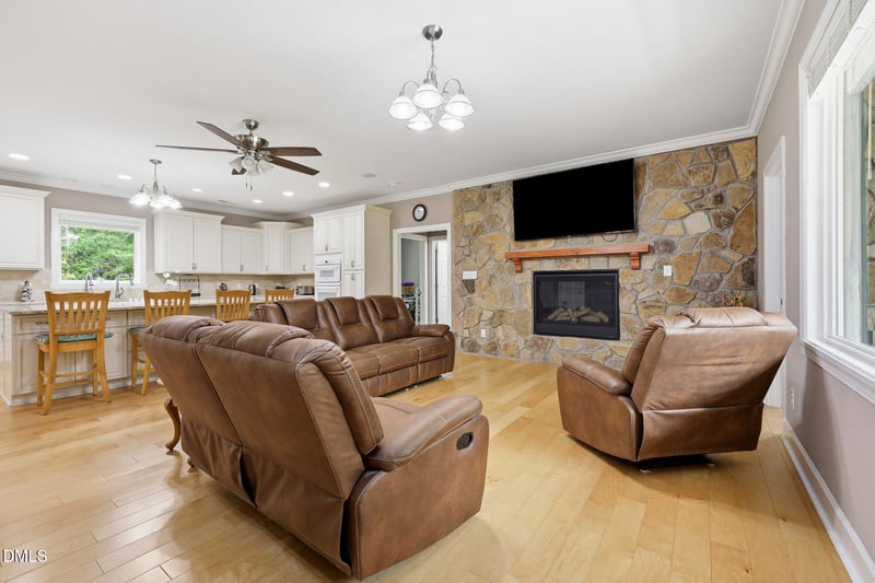 490 Shawnee Dr, Louisburg, NC 27549