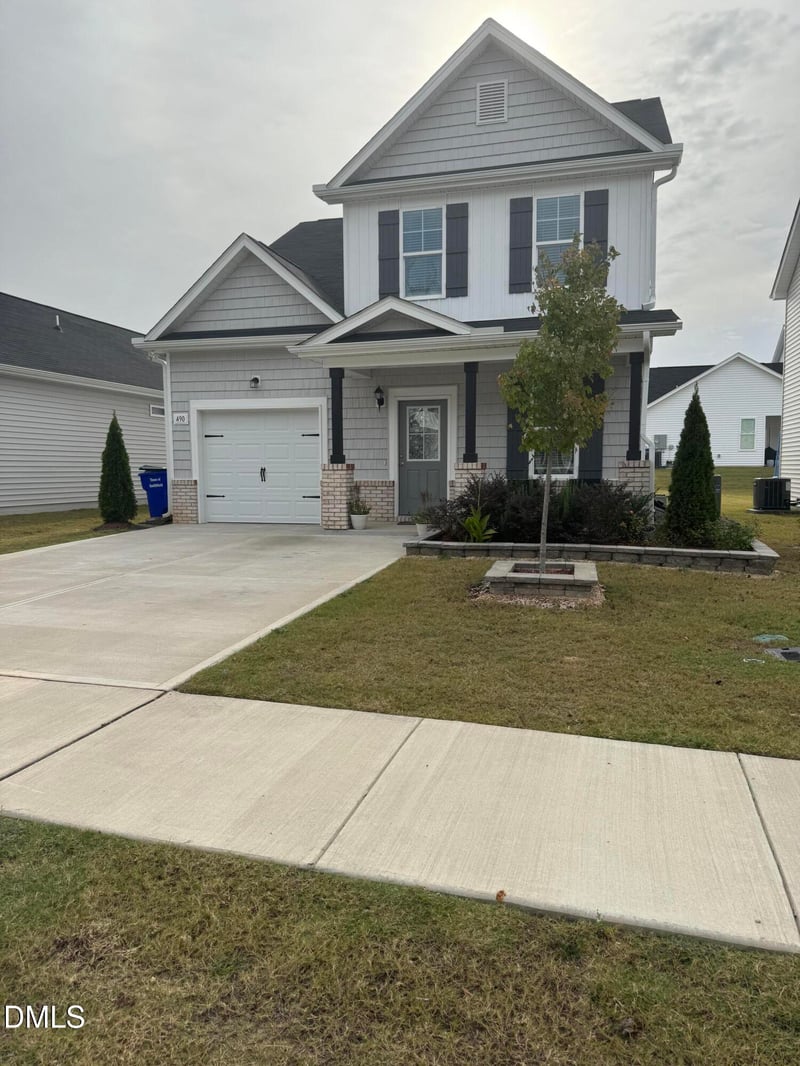 490 Sturgeon St, Smithfield, NC 27577