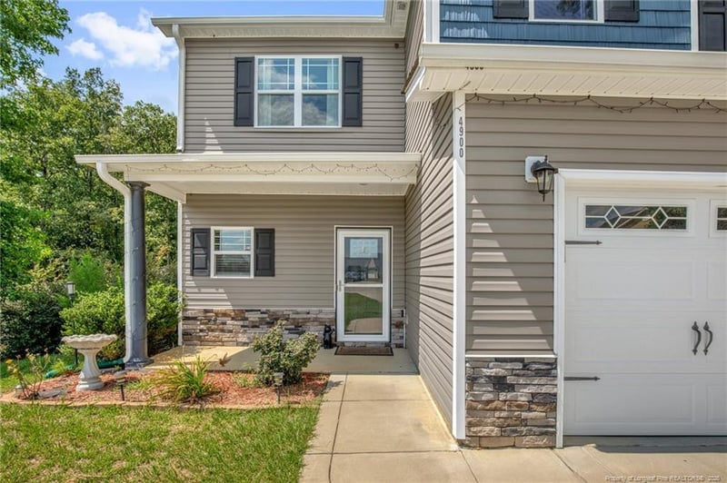 4900 Avant Ferry Ct, Fayetteville, NC 28306