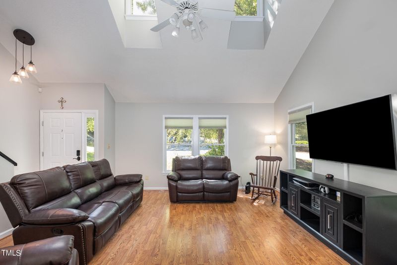 4900 Greenview Dr, Durham, NC 27713