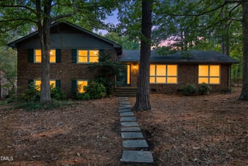 4900 Larchmont Dr, Raleigh, NC 27612
