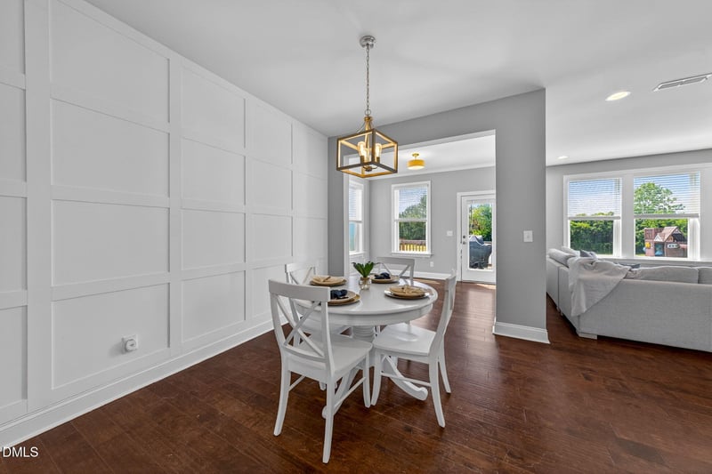 4900 Sunset Stream Dr, Fuquay Varina, NC 27526