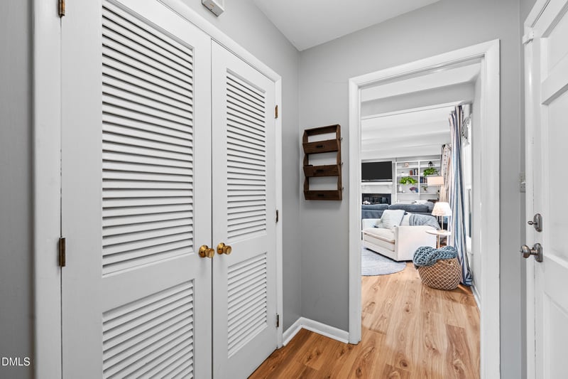 4901 Baylor Ct, Raleigh, NC 27609