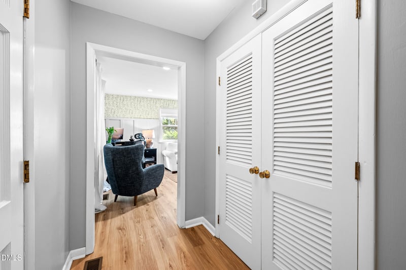 4901 Baylor Ct, Raleigh, NC 27609