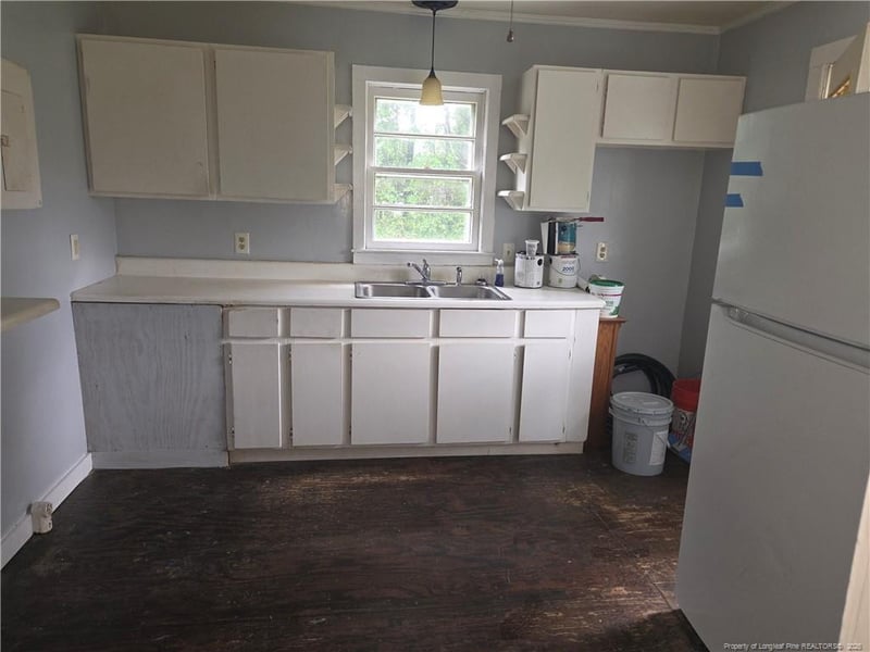 4901 Schmidt St, Fayetteville, NC 28303
