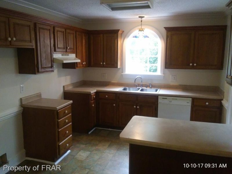 4901 Simpson Dr, Sanford, NC 27330