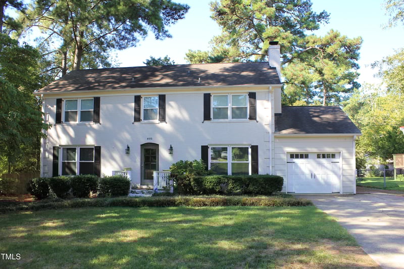 4901 Stonehill Dr, Raleigh, NC 27609