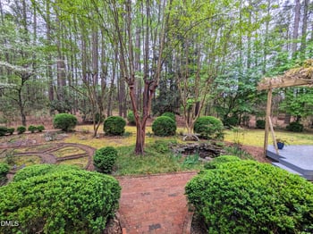 4901 Stoneridge Dr, Raleigh, NC 27612