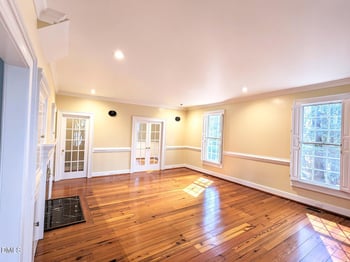 4901 Stoneridge Dr, Raleigh, NC 27612