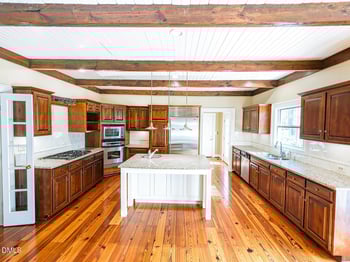 4901 Stoneridge Dr, Raleigh, NC 27612