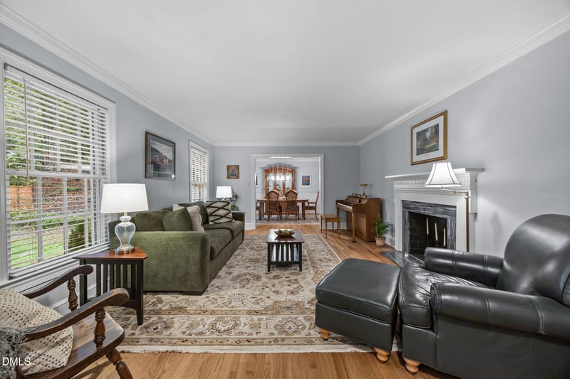 4902 Carteret Dr, Raleigh, NC 27612