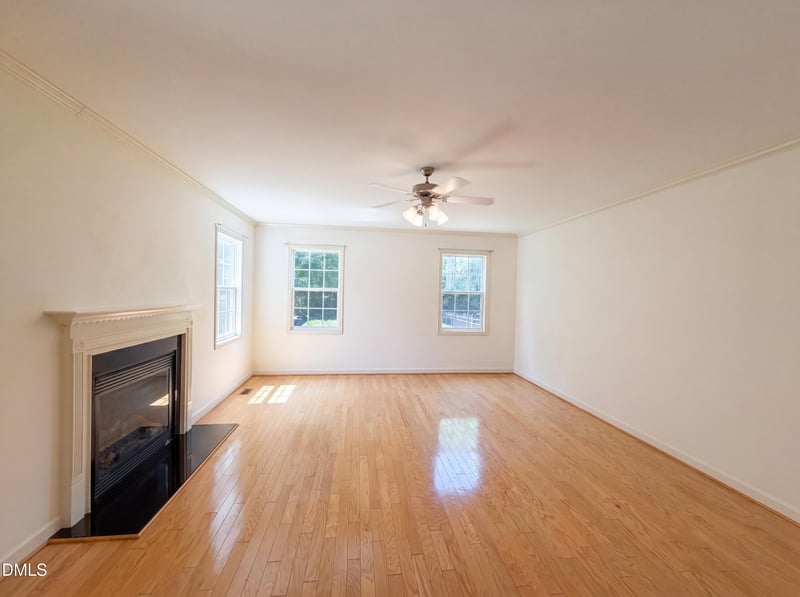 4903 Homeplace Dr, Apex, NC 27539
