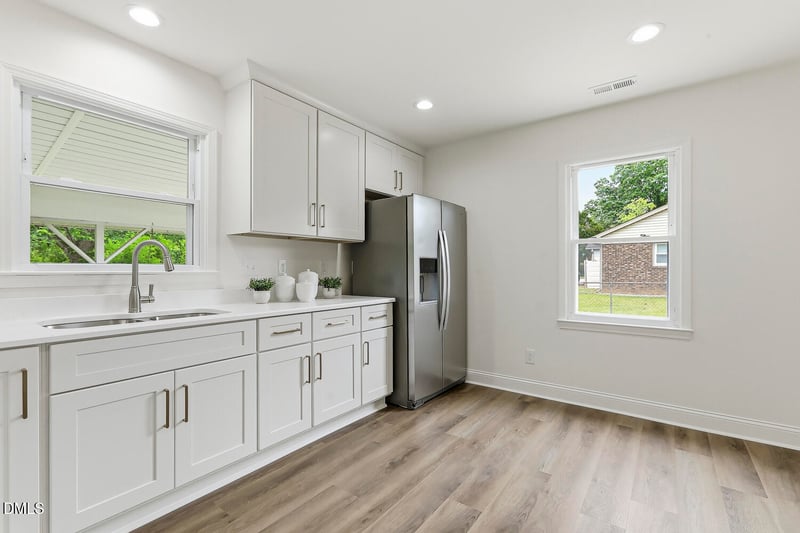 4904 Fox Hunt Dr, Durham, NC 27712
