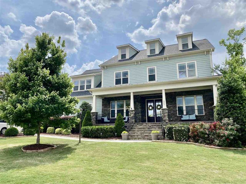 4905 Adler Ps, Raleigh, NC 27612