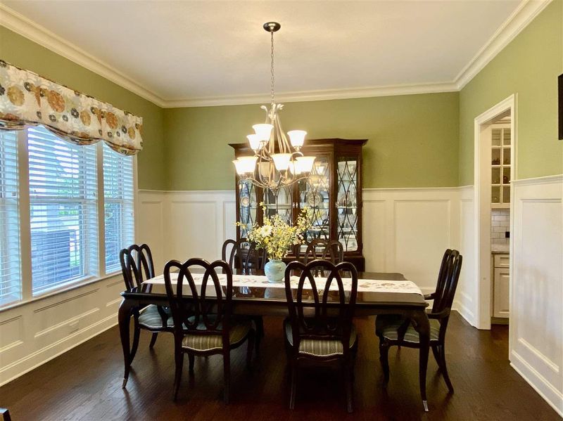 4905 Adler Ps, Raleigh, NC 27612
