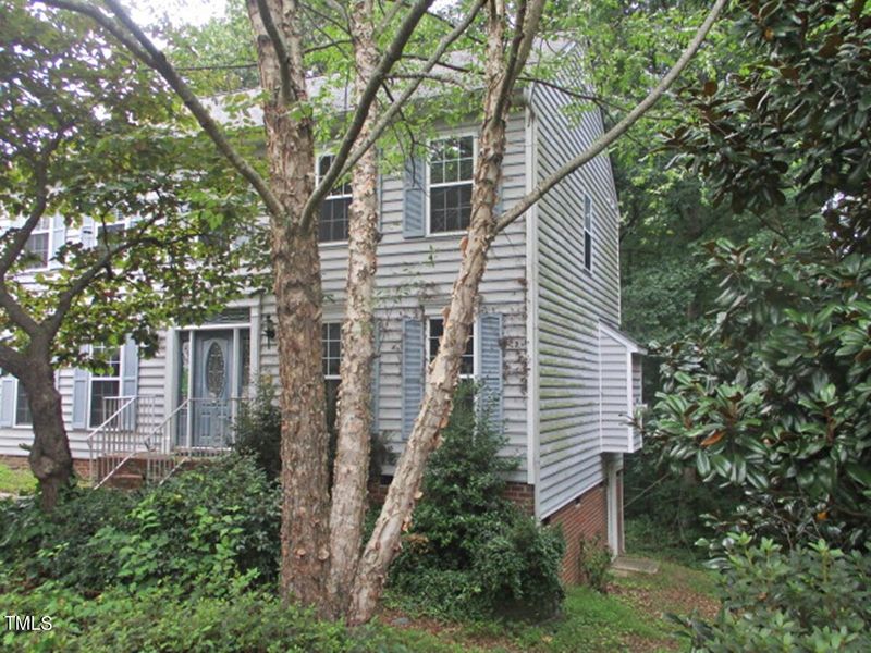 4905 Bivens Dr, Raleigh, NC 27616
