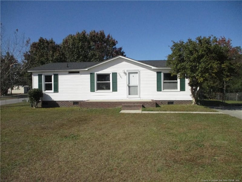 4905 Charger Ct, Fayetteville, NC 28305