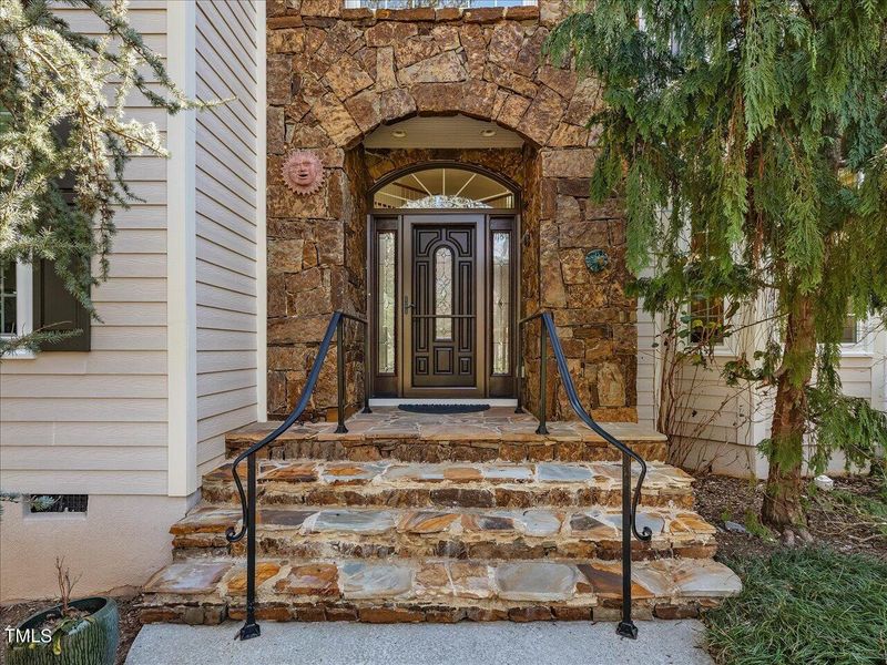 4905 Devils Ridge Ct, Holly Springs, NC 27540