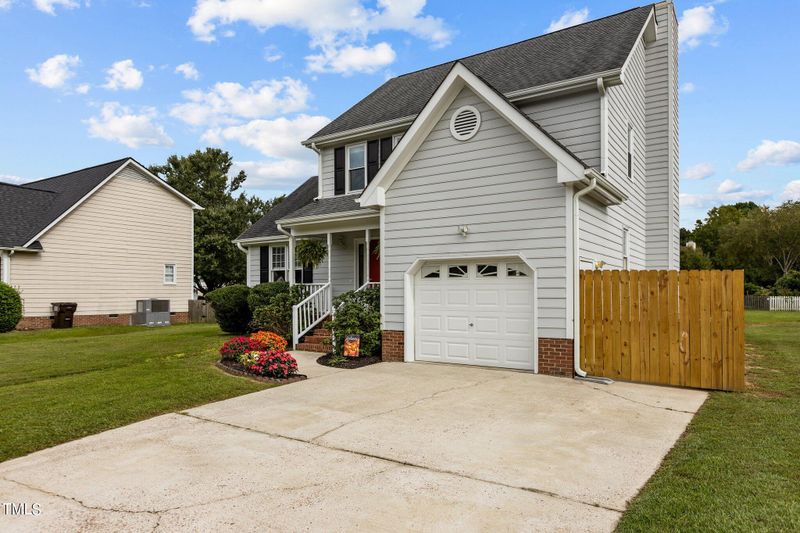 4905 Matlock Ct, Apex, NC 27539