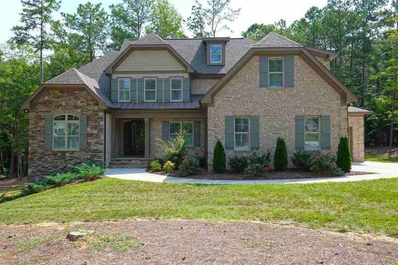 4905 Stoneyoak Ln, Raleigh, NC 27610