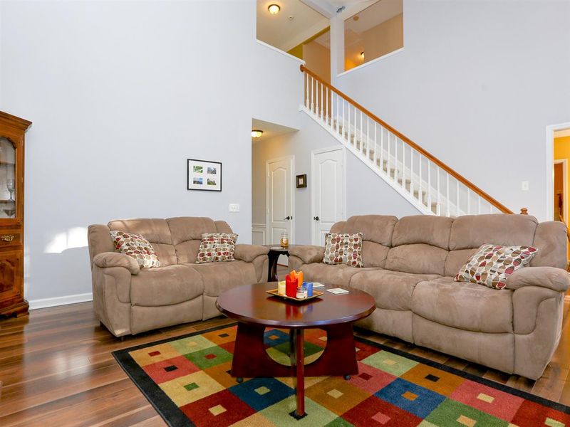 4907 Bridgewood Dr, Durham, NC 27713