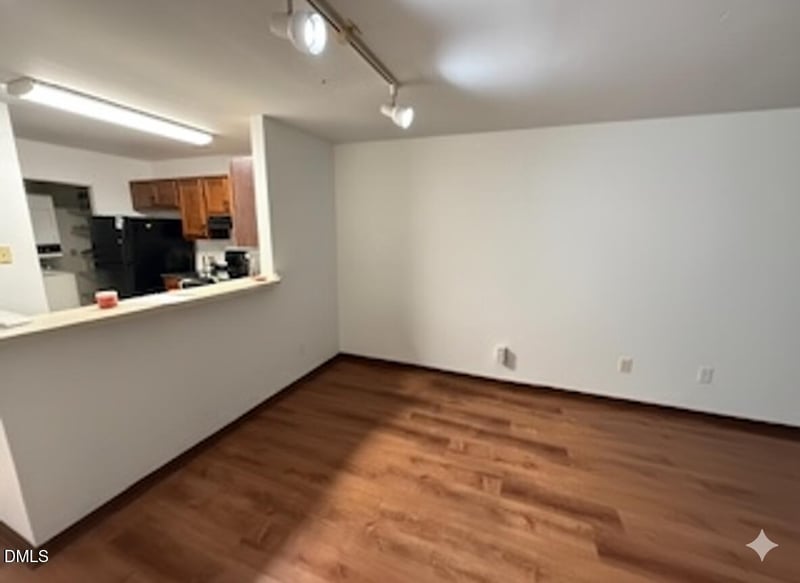 4907 Hollenden  #106, Raleigh, NC 27616