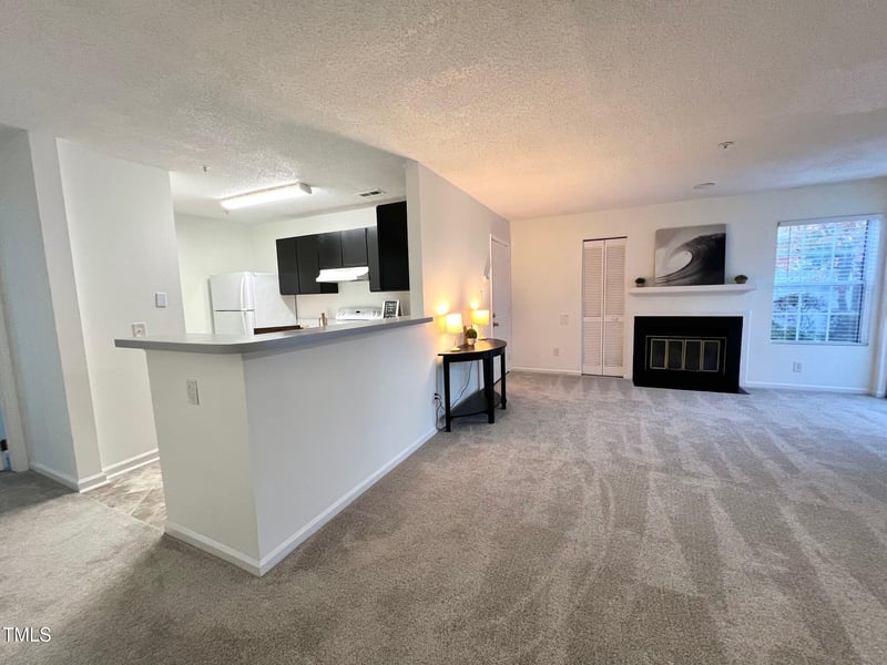 4907 Hollenden Dr #105, Raleigh, NC 27616