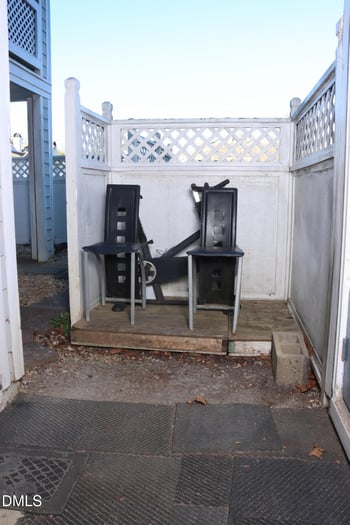 4907 Hollenden Dr #106, Raleigh, NC 27616