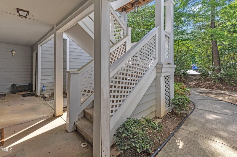 4907 Hollenden Dr, Raleigh, NC 27616