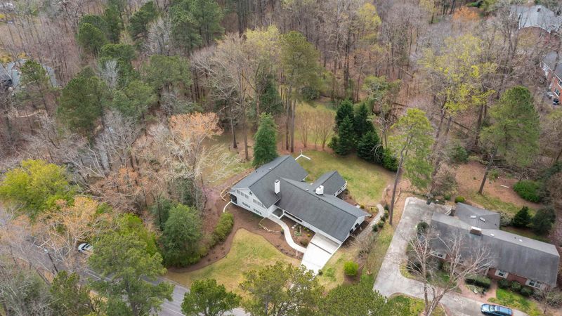 4907 Rembert Dr, Raleigh, NC 27612