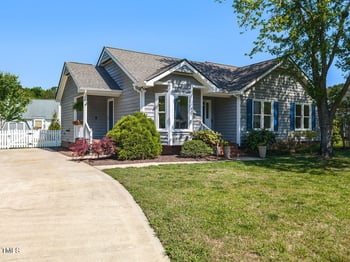 4908 Birkenhead Ct, Apex, NC 27539