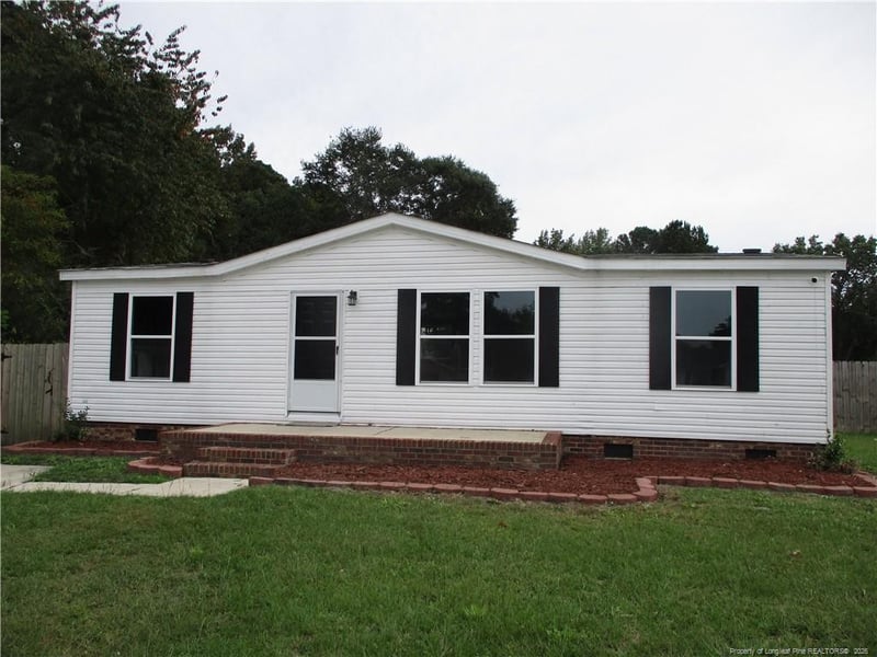 4908 Charger Ct, Fayetteville, NC 28305