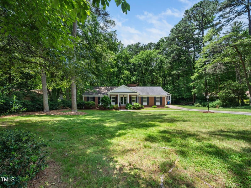 4909 Brookhaven Dr, Raleigh, NC 27612