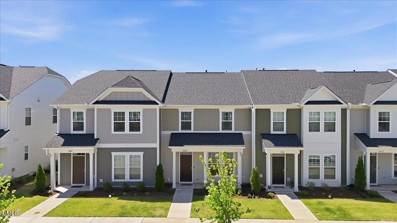 4909 Crescent Square St, Raleigh, NC 27616